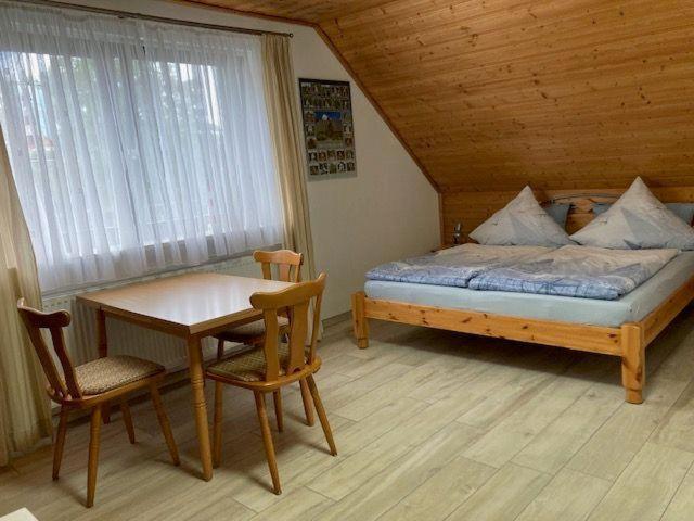 Haus-Zum-Kloevensteen Wedel Esterno foto